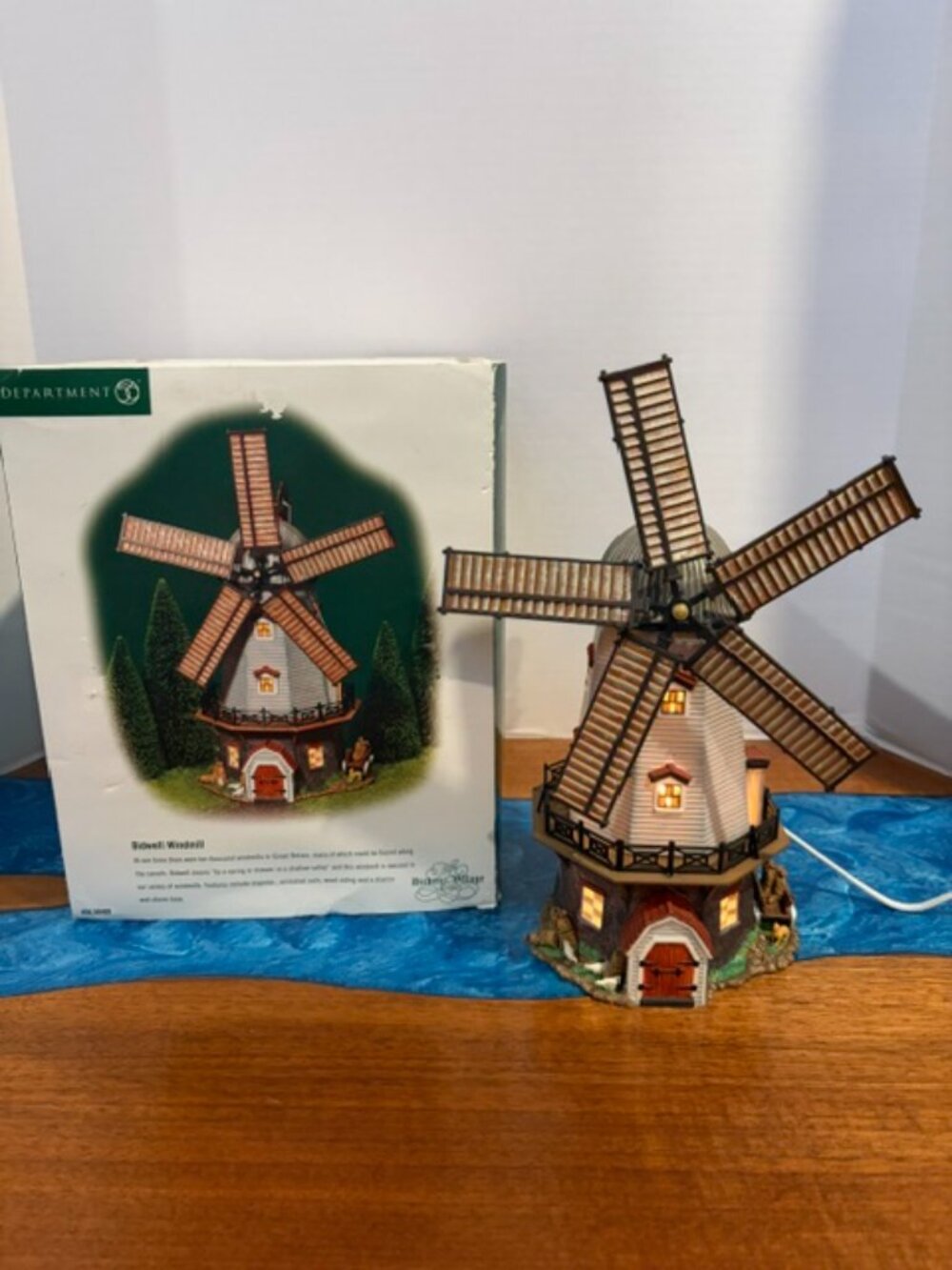 Dept 56 Bidwell Windmill Dickens Snow Village with Box Works